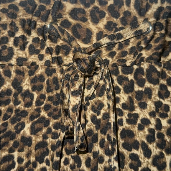 Woman’s Cheetah Print Joggers - Picture 8 of 11